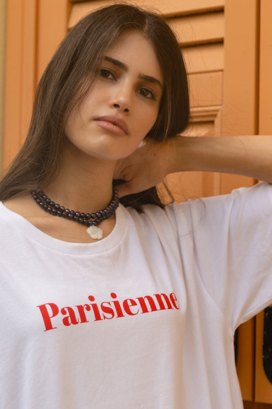 Blossom Noir | שרשרת פנינים שחורות עם תליון פרח